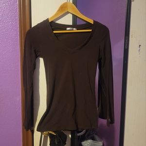 Brown long-sleeved shirt